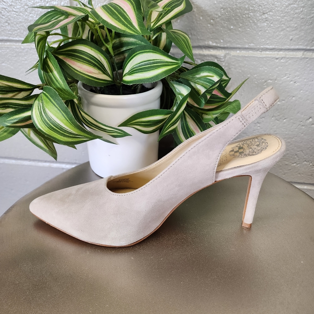 Vince Camuto Alleema Light Cream Suede Slingback Pumps Size 8.5 - Picture 9 of 12